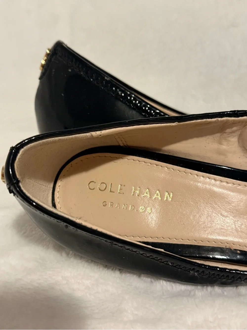Cole Haan Womens Sadie Wedge Heels Size 6 Black Patent Leather Pointed Toe